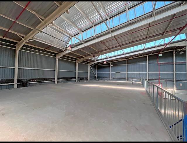 3,891M² WAREHOUSE TO LET IN KELVIN