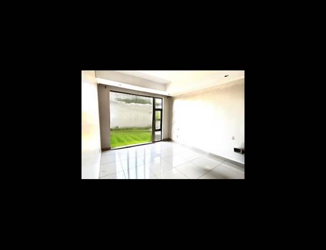 2 BEDROOM APARTMENT TO LET IN PARKMORE