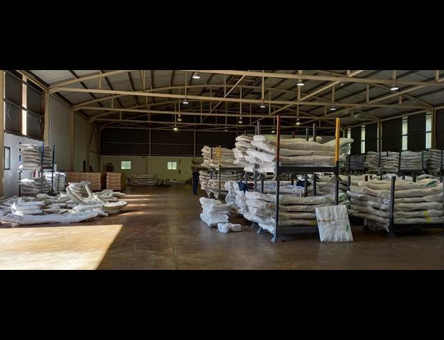 1,830M² WAREHOUSE TO LET IN MAHOGANY RIDGE