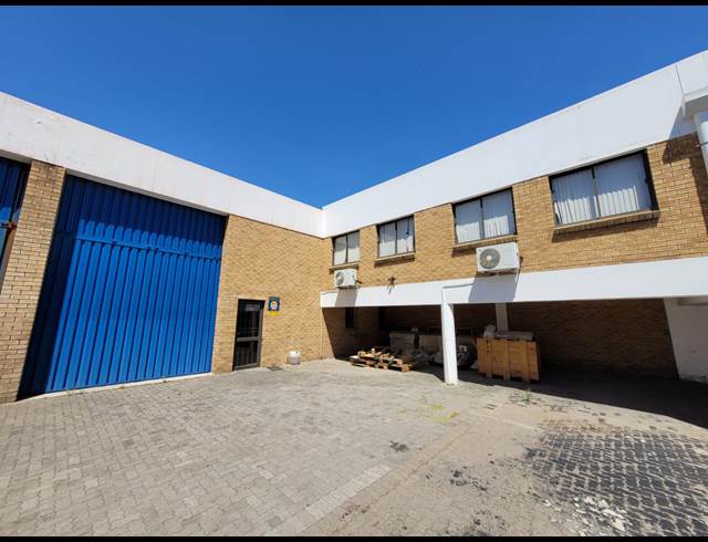 240M² WAREHOUSE RENTED IN KILLARNEY GARDENS