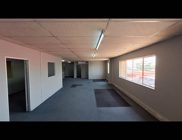 662M² WAREHOUSE TO LET IN KYA SANDS