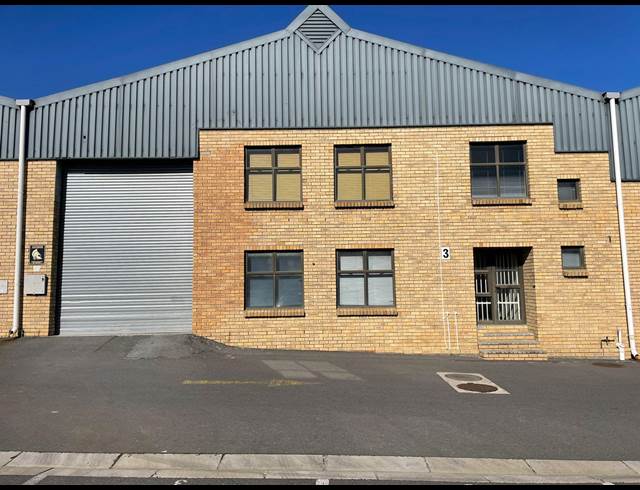 482M² WAREHOUSE TO LET IN EVERITE INDUSTRIA