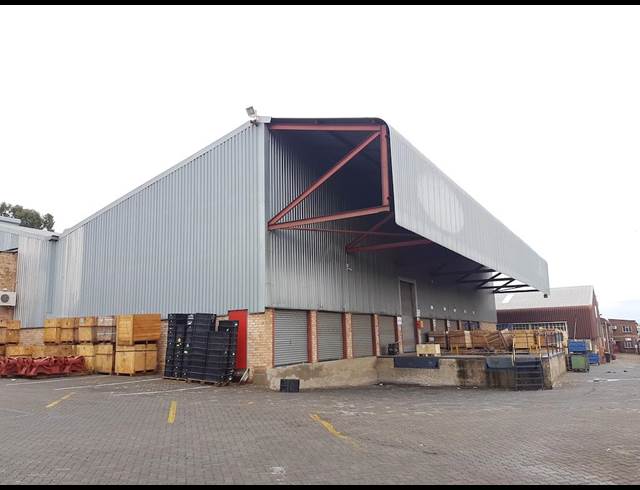 1,900M² WAREHOUSE RENTED IN ACTIVIA PARK