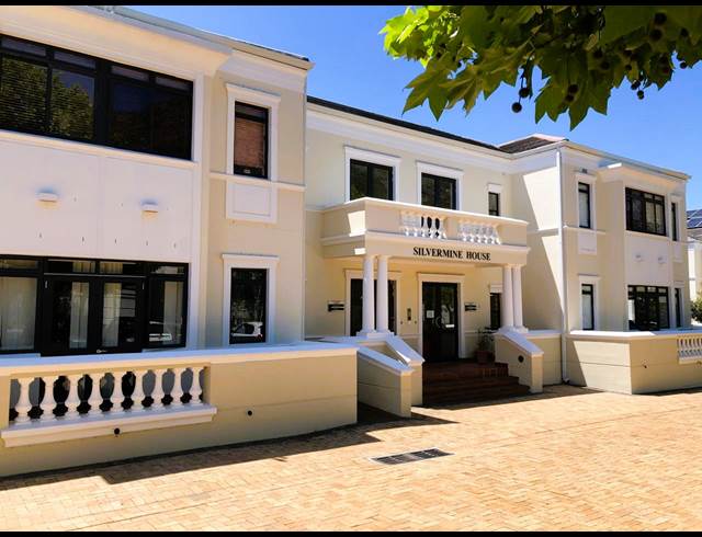 236M² OFFICE TO LET IN STEENBERG