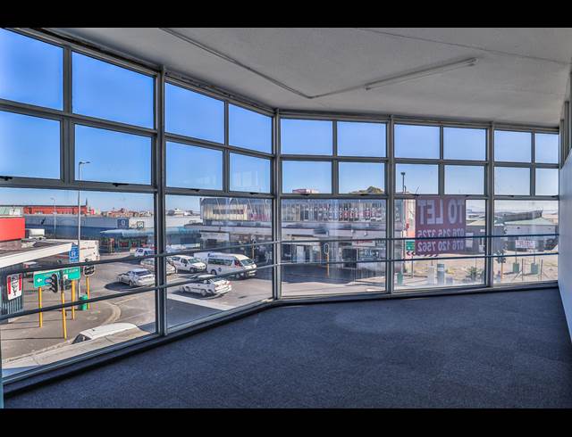 500M² OFFICE TO LET IN WOODSTOCK