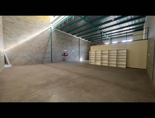 265.68M² WAREHOUSE TO LET IN DRIEHOEK