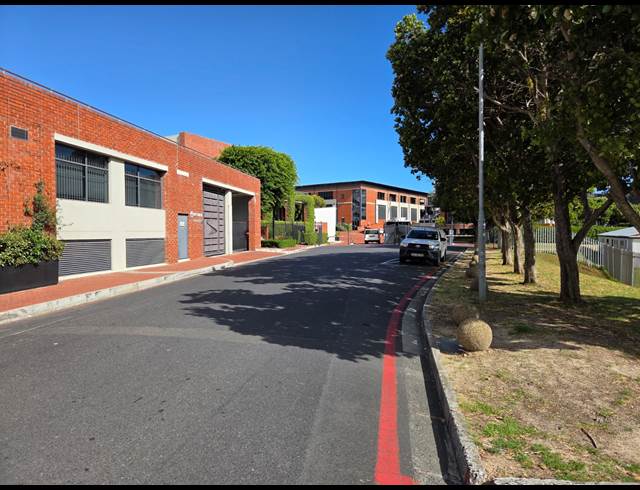 1,048M² OFFICE TO LET IN OBSERVATORY
