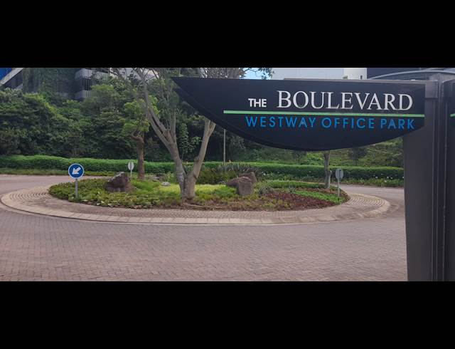 392.57M² OFFICE TO LET IN WESTVILLE
