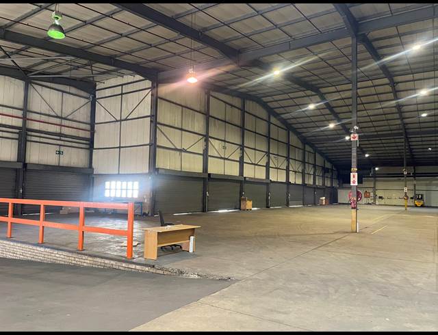25,539M² WAREHOUSE TO LET IN MOBENI