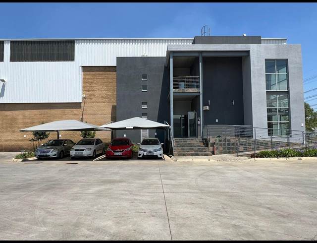 5,860M² WAREHOUSE TO LET IN GOSFORTH PARK