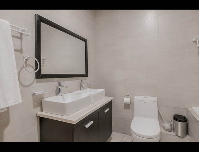 16 BEDROOM GUEST HOUSE TO LET IN BROADACRES