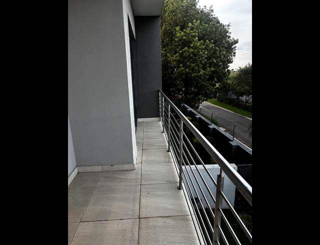 2 BEDROOM APARTMENT TO LET IN PARKMORE