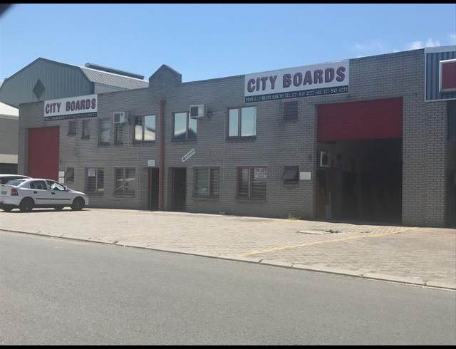 900M² WAREHOUSE TO LET IN STIKLAND INDUSTRIAL