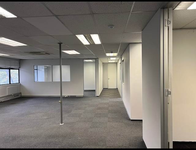 470.60M² OFFICE TO LET IN PAROW NORTH