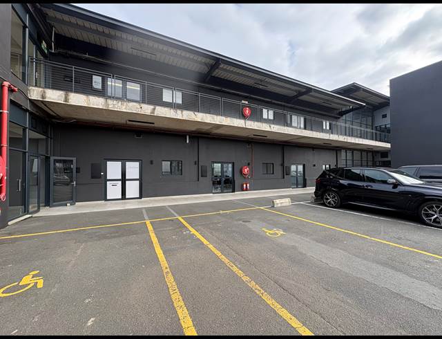 76M² RETAIL TO LET IN BALLITO CENTRAL