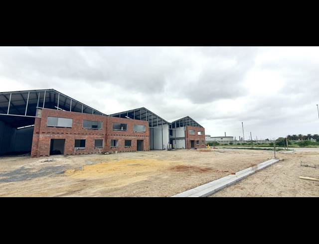 1,560M² WAREHOUSE TO LET IN KILLARNEY GARDENS