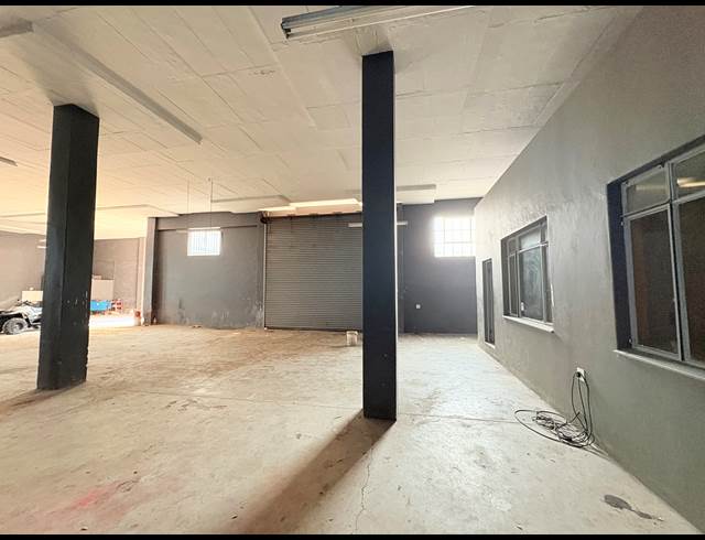 545M² WAREHOUSE TO LET IN DURBAN CENTRAL