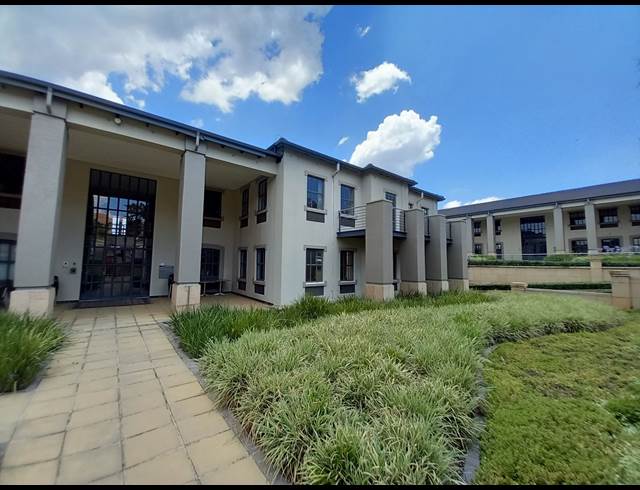 387M² OFFICE TO LET IN BRYANSTON