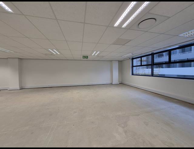 124M² OFFICE TO LET IN ILLOVO