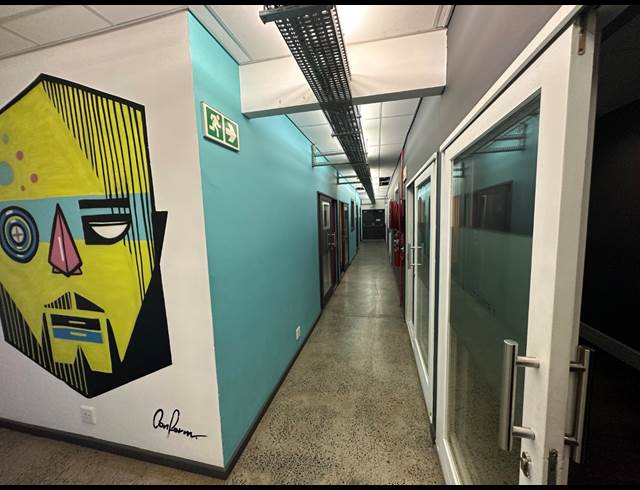 1,000M² OFFICE TO LET IN WOODSTOCK