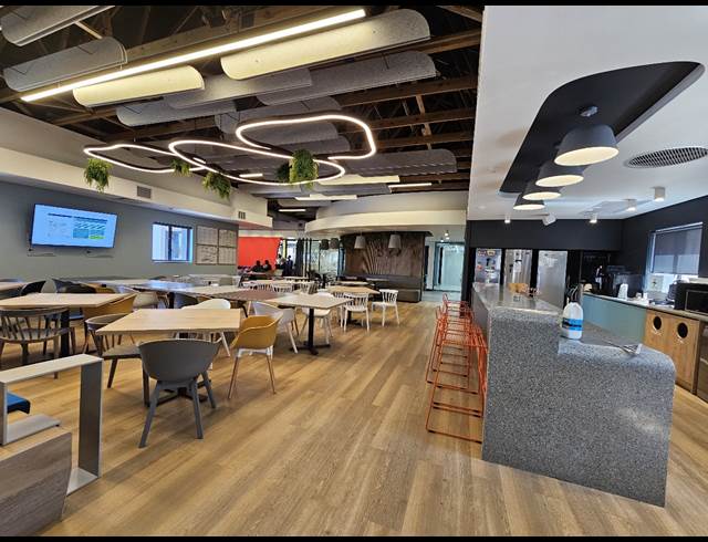 1,753M² OFFICE TO LET IN CENTURY CITY