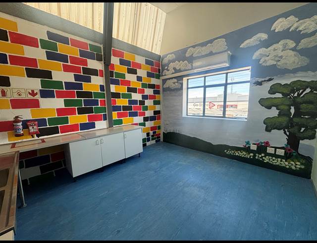 455M² CO-WORKING SPACE TO LET IN FIRGROVE