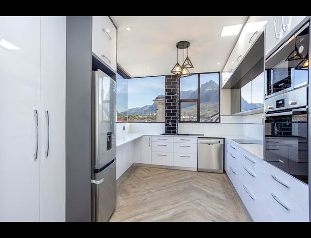 2 BEDROOM APARTMENT TO LET IN MOWBRAY