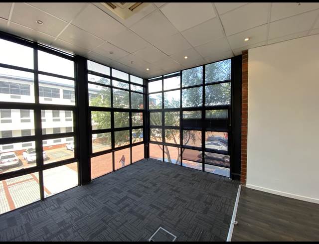 58M² OFFICE TO LET IN OBSERVATORY