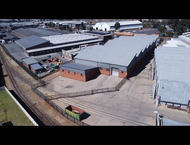 2,565M² WAREHOUSE TO LET IN ISANDO