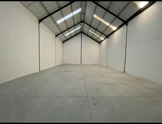 332M² WAREHOUSE TO LET IN FIRGROVE