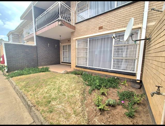 3 BEDROOM TOWNHOUSE TO LET IN THREE RIVERS