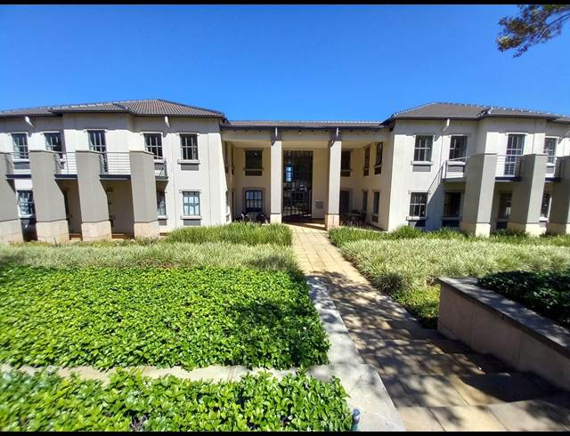 240M² OFFICE TO LET IN BRYANSTON