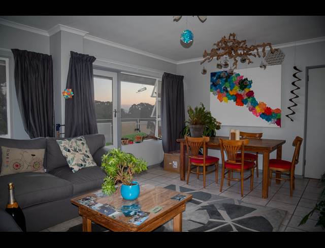 2 bed property to rent in CLAREMONT