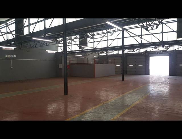 1,386M² WAREHOUSE TO LET IN ISANDO