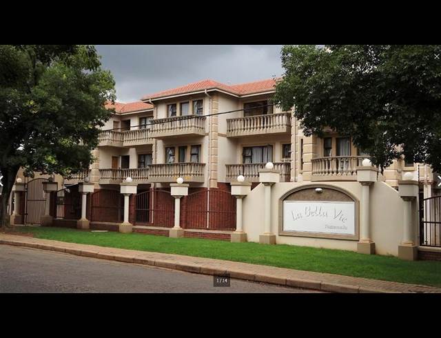 1 BEDROOM PROPERTY TO RENT IN DIE BULT