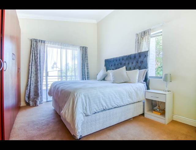 3 BEDROOM FREEHOLD TO LET IN CRAIGAVON