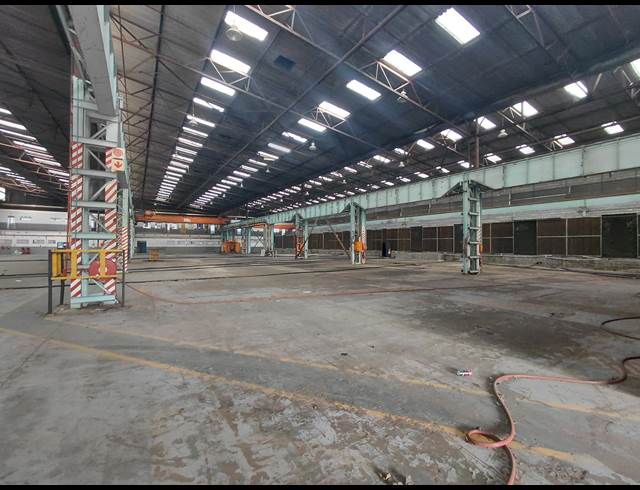 25,085M² FACTORY TO LET IN CLAYVILLE