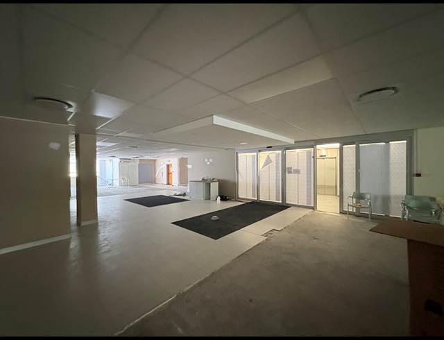 1,344M² OFFICE TO LET IN CLAREMONT