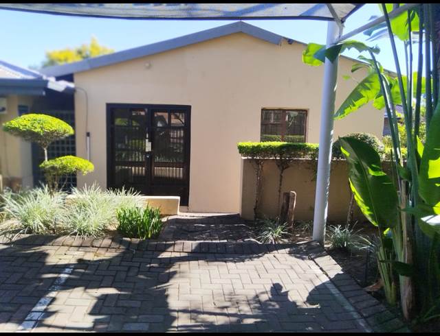 65M² OFFICE TO LET IN SONHEUWEL