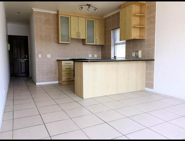 2 BEDROOM PROPERTY TO RENT IN TABLE VIEW