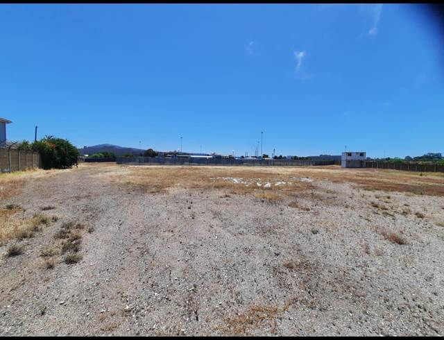 6,536M² VACANT LAND TO LET IN PAROW INDUSTRIAL