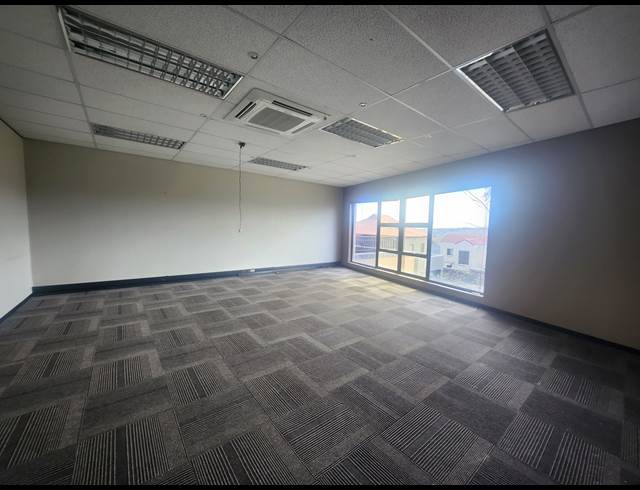 601M² OFFICE TO LET IN NOORDWYK