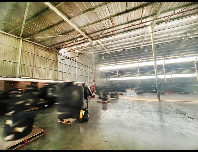 4,000M² WAREHOUSE TO LET IN JET PARK