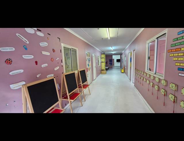 400M² BUILDING TO LET IN CITY & SUBURBAN