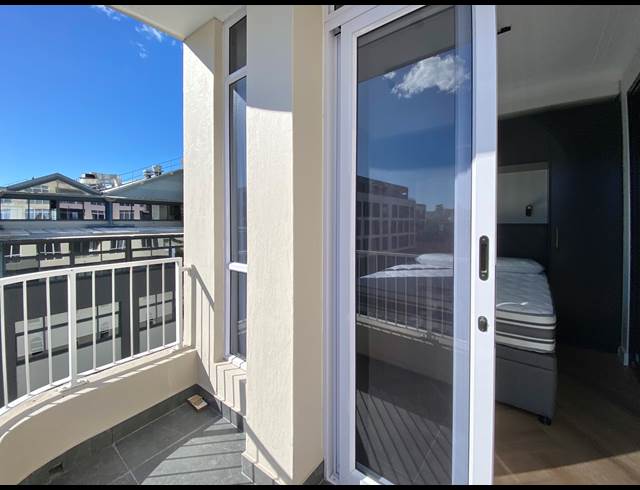 1 BEDROOM APARTMENT TO LET IN DE WATERKANT