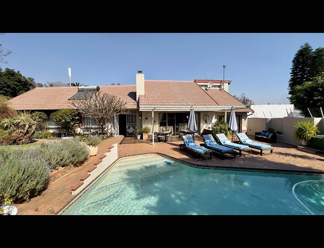 4 BEDROOM HOUSE TO LET IN PARKMORE