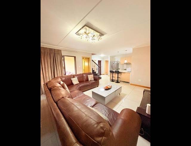 4 BEDROOM PROPERTY TO RENT IN SUMMERSET