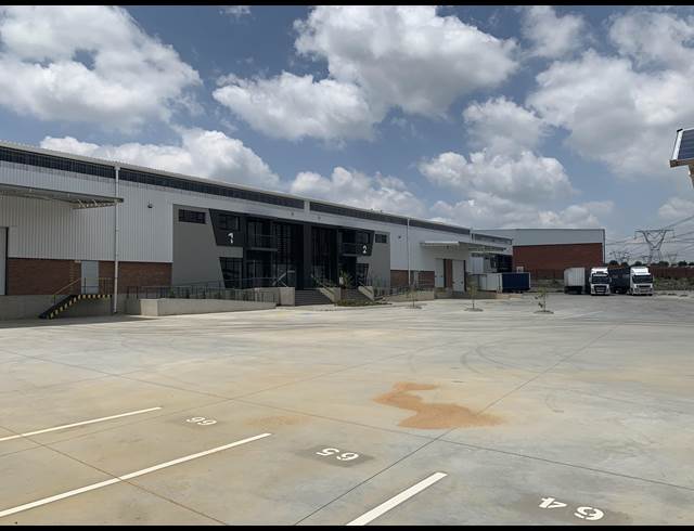2,456M² WAREHOUSE TO LET IN SAMRAND BUSINESS PARK