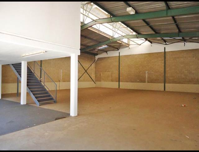 423M² WAREHOUSE TO LET IN MEADOWDALE