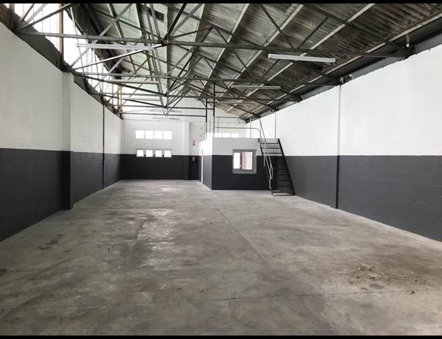 200M² WAREHOUSE TO LET IN EPPING INDUSTRIAL